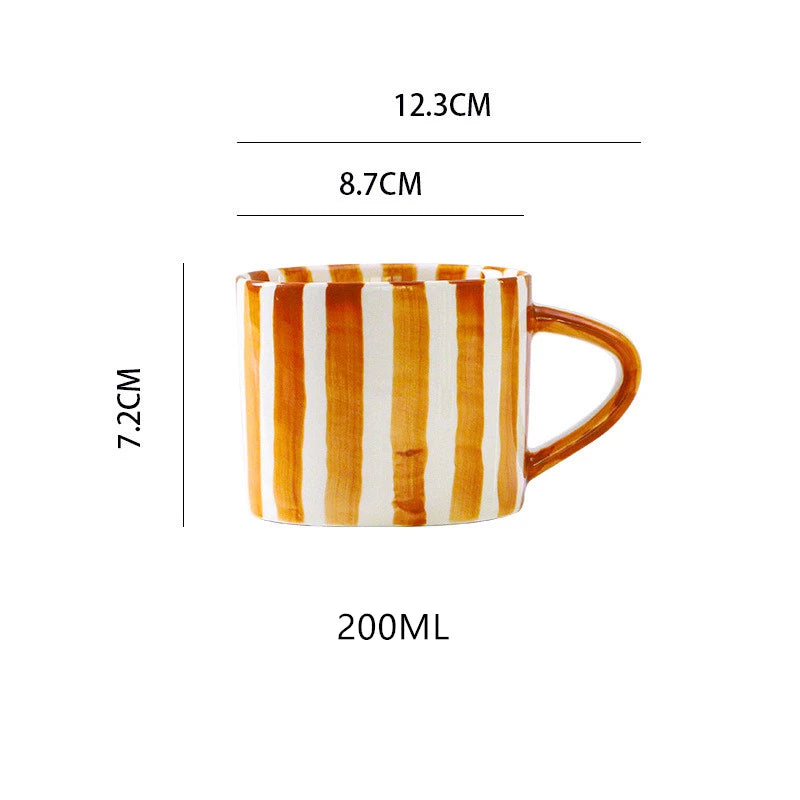 Taza de café de cerámica creativa dibujada a mano, taza para beber a rayas verdes, taza de té, plato de desayuno para el hogar, vajilla de oficina, taza de agua