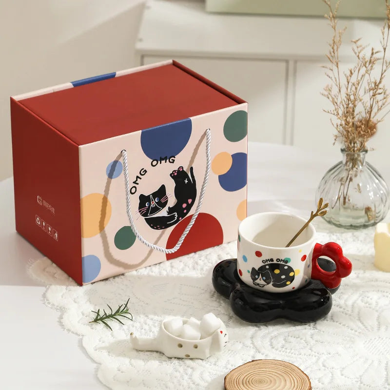 Taza de café de cerámica bonita, plato, caja de regalo, taza de agua de alta belleza, taza de café para pareja