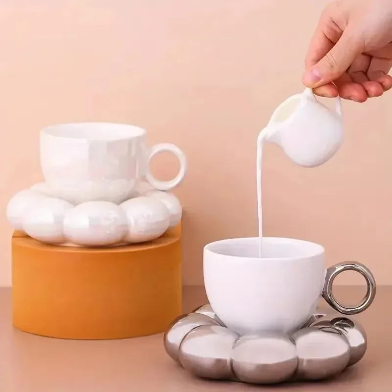 Juego de tazas de café de cerámica con platillo, taza creativa en forma de nube, leche, té de la tarde, tazas de agua, artículos para beber, decoración de mesa de cocina