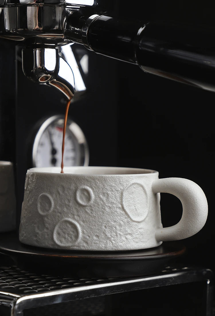 Tazas de cerámica, taza de café Retro con posavasos, taza de té creativa exquisita para la tarde, taza de leche para desayuno, regalo para niña, taza de café, taza de agua
