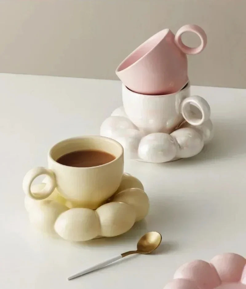 Juego de tazas de café de cerámica con platillo, taza creativa en forma de nube, leche, té de la tarde, tazas de agua, artículos para beber, decoración de mesa de cocina