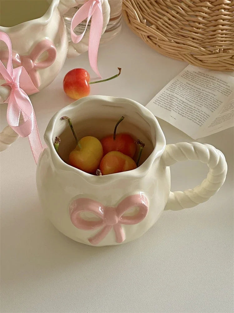 Taza de café de cerámica con lazo rosa Irregular, taza en relieve hecha a mano, taza de café para el hogar, taza de leche para desayuno, regalo de cumpleaños, nuevo