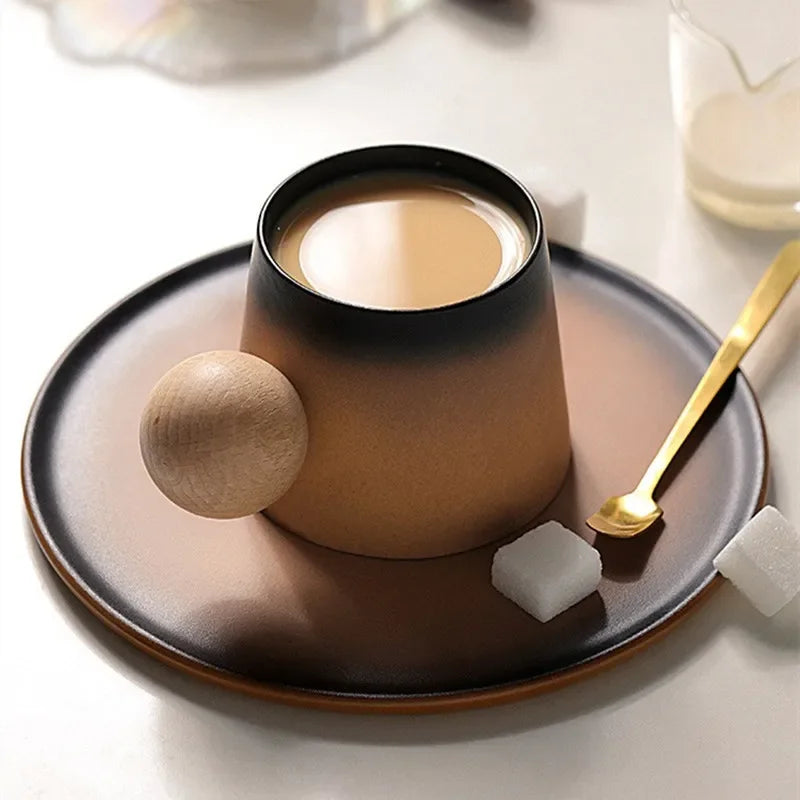 Juego de taza de café y platillo de cerámica de diseño creativo, taza personal delicada y de alta gama, taza de té de la tarde con un estilo retro